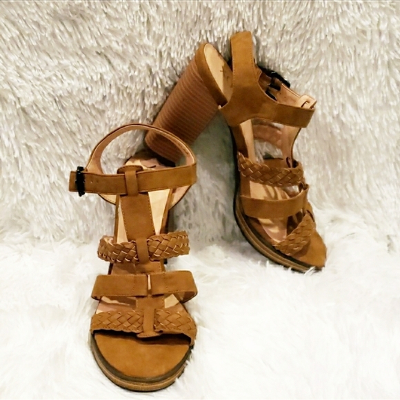 Xoxo Womens Sabeen Faux Suede Sandals Espadrilles Sand Size 9 5m main image 1